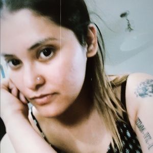 Meet your Posher, Monica